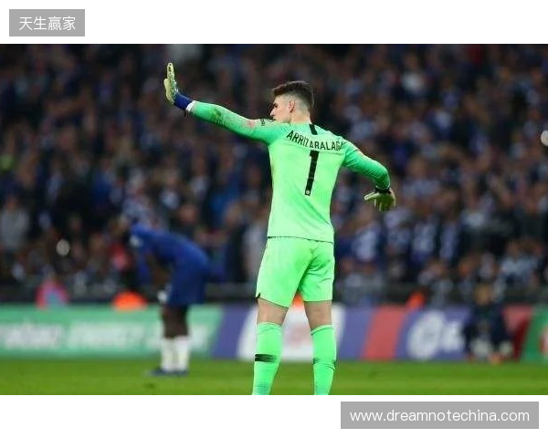 德塞利：切尔西门将达不到水准，应升级这位置&至少得不犯错